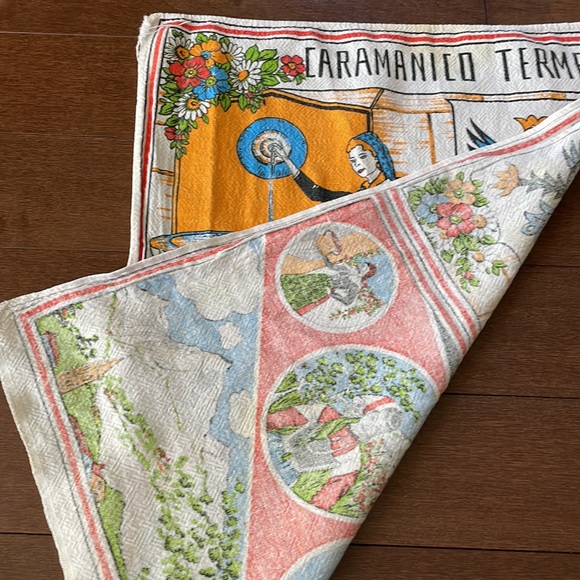 Vintage Kitchen Towel - Picture 5 of 5